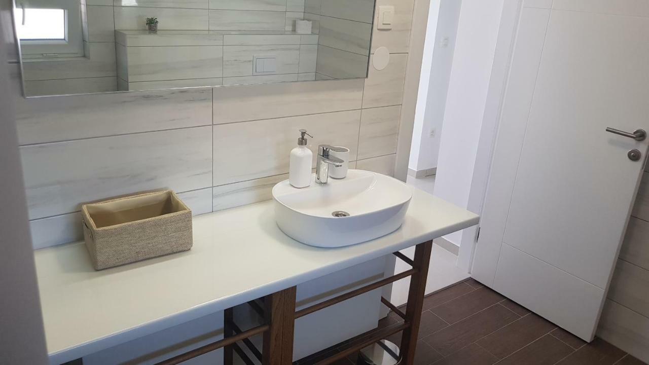 Elizabeta Deluxe Rooms Biograd Na Moru Dış mekan fotoğraf